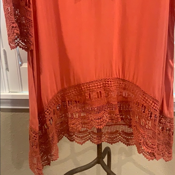 Monoreno tunic - Picture 6 of 10